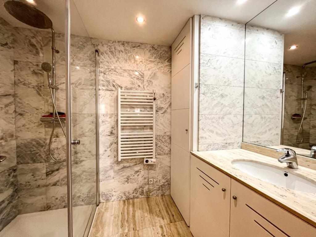 Apartamento Loft Cort Reial Atico In The Heart Of The Old Town Gerona Exterior foto