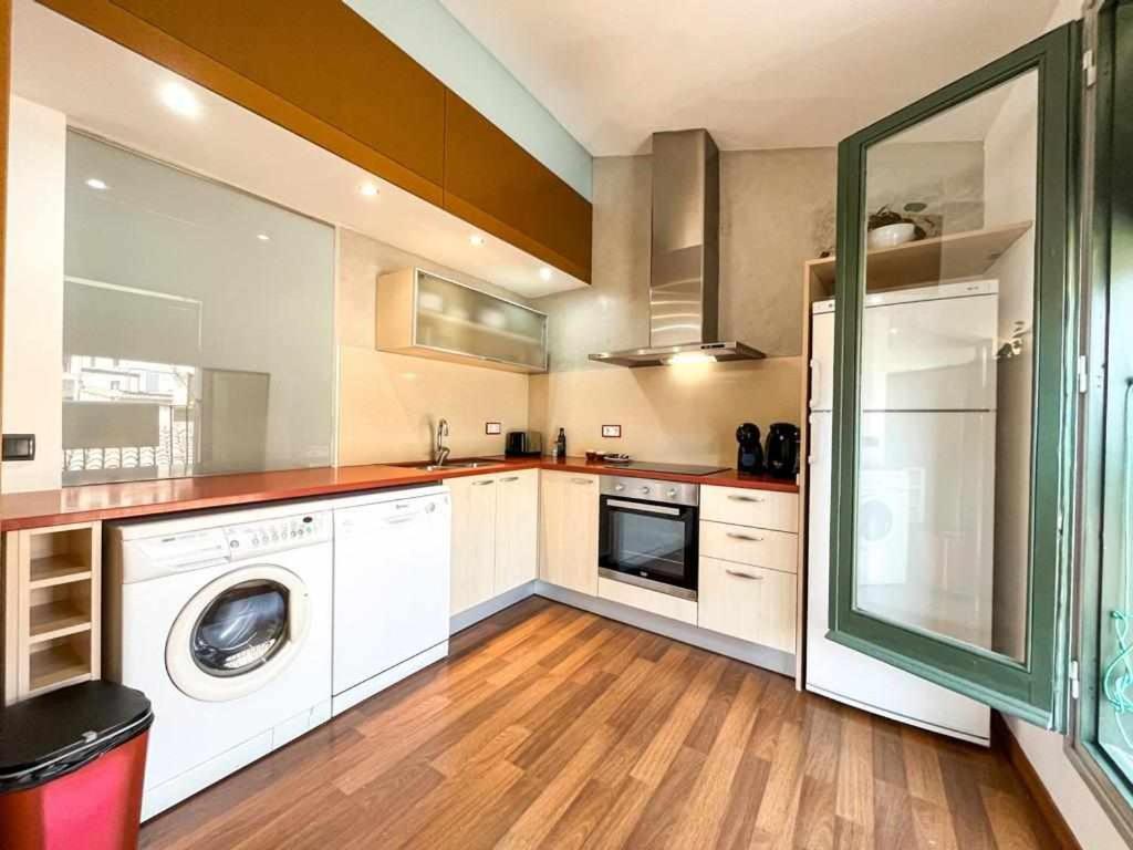Apartamento Loft Cort Reial Atico In The Heart Of The Old Town Gerona Exterior foto