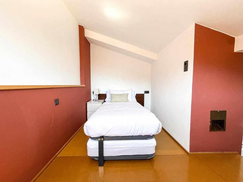 Apartamento Loft Cort Reial Atico In The Heart Of The Old Town Gerona Exterior foto