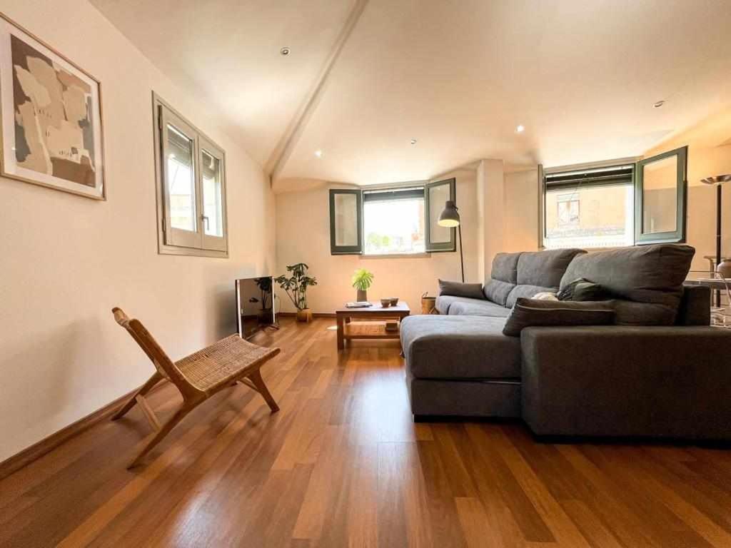 Apartamento Loft Cort Reial Atico In The Heart Of The Old Town Gerona Exterior foto