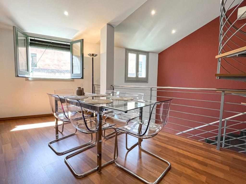 Apartamento Loft Cort Reial Atico In The Heart Of The Old Town Gerona Exterior foto