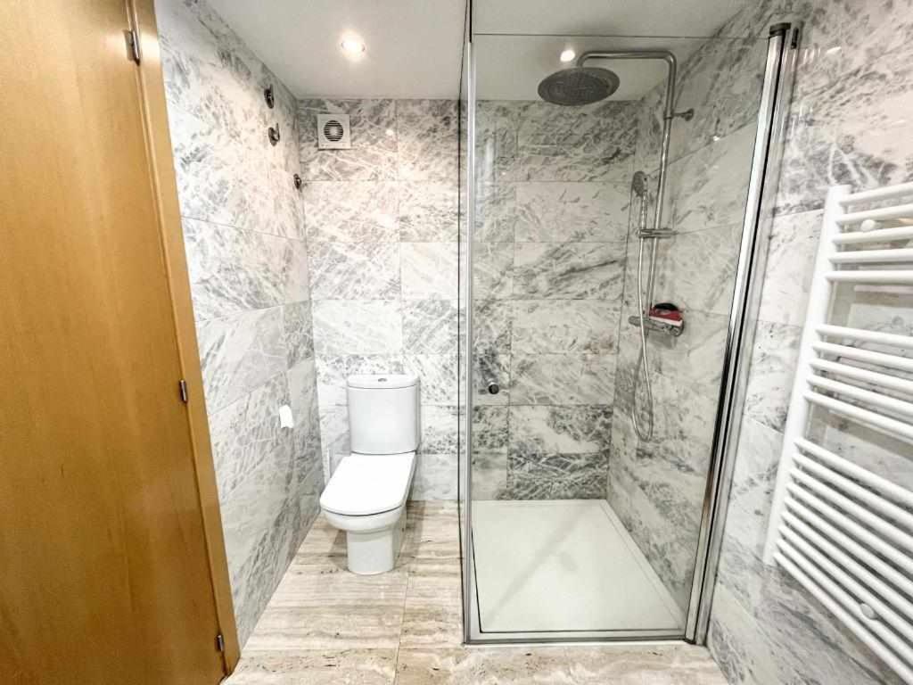 Apartamento Loft Cort Reial Atico In The Heart Of The Old Town Gerona Exterior foto
